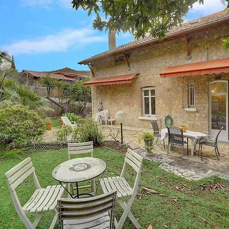 Vila Upstays Terrace Garden 100m2 Center